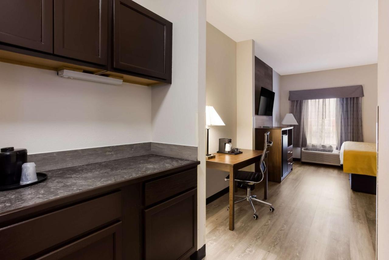 Best Western Crossroads Inn Шерервилл Экстерьер фото