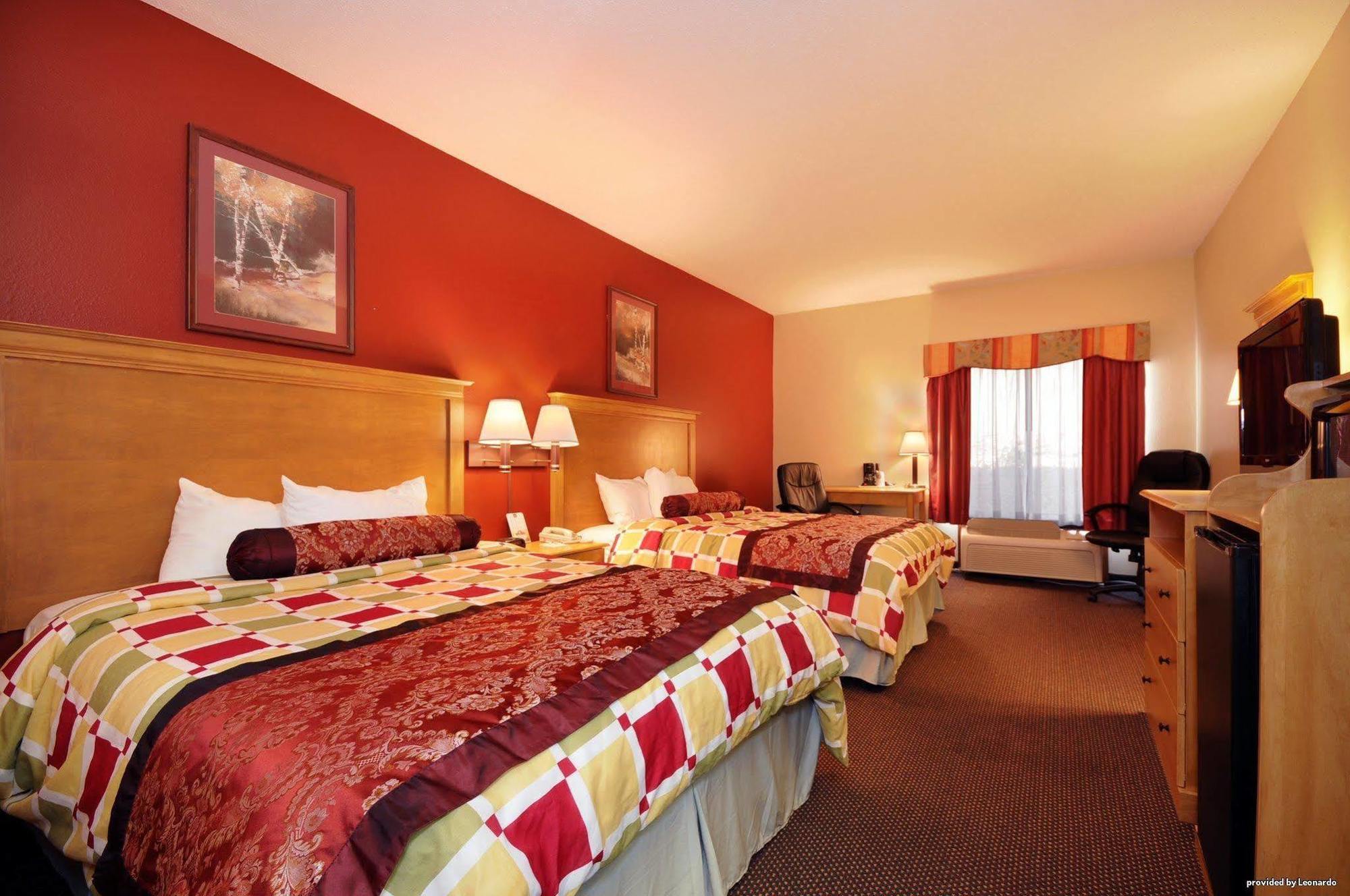 Best Western Crossroads Inn Шерервилл Номер фото