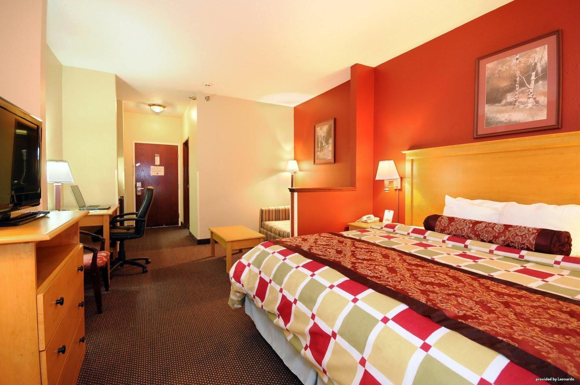 Best Western Crossroads Inn Шерервилл Номер фото
