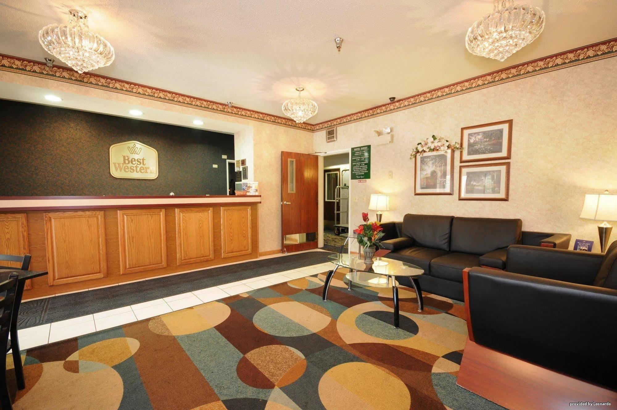 Best Western Crossroads Inn Шерервилл Экстерьер фото