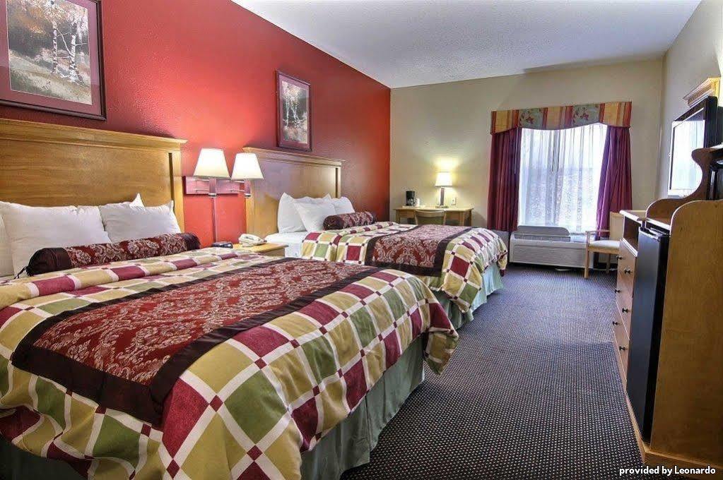 Best Western Crossroads Inn Шерервилл Номер фото