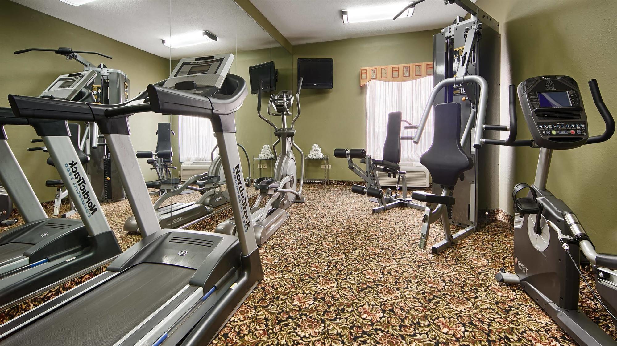 Best Western Crossroads Inn Шерервилл Экстерьер фото